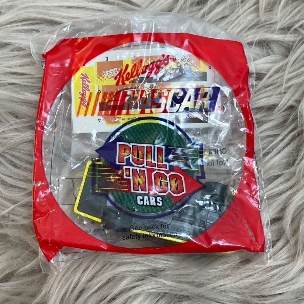 NASCAR Kellogg’s pull n go matchbox car